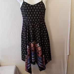 Flowy XS polyester black with pattern dress